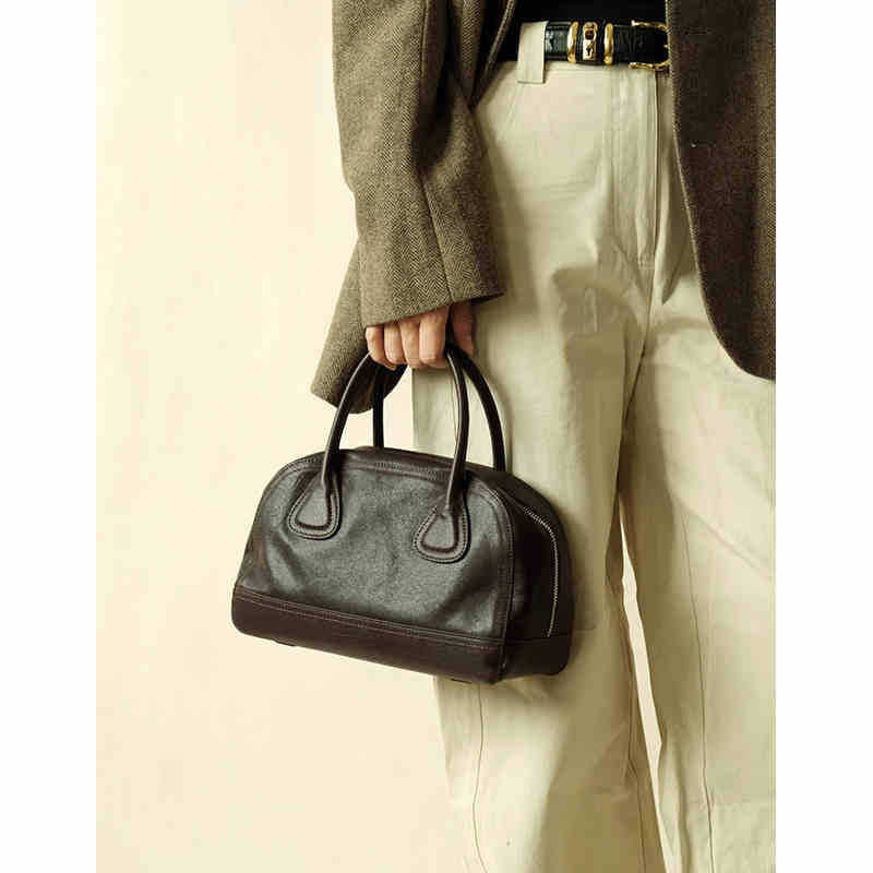 Niche Retro Portable Bowling Pillow High-grade Handbags