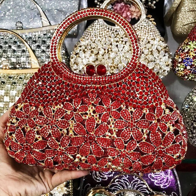 Women's Strictly Selected Little Daisy Diamond Flowers Rhinestone Large Capacity Evening Bags