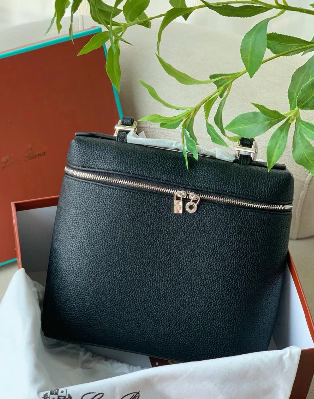 New Women's Genuine Leather Lightweight Computer Travel Bags