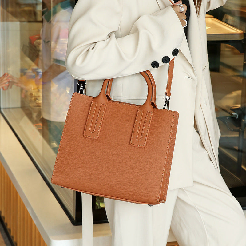 Women's Simple Elegant Leather Commuting Fashion Large Crossbody Bags