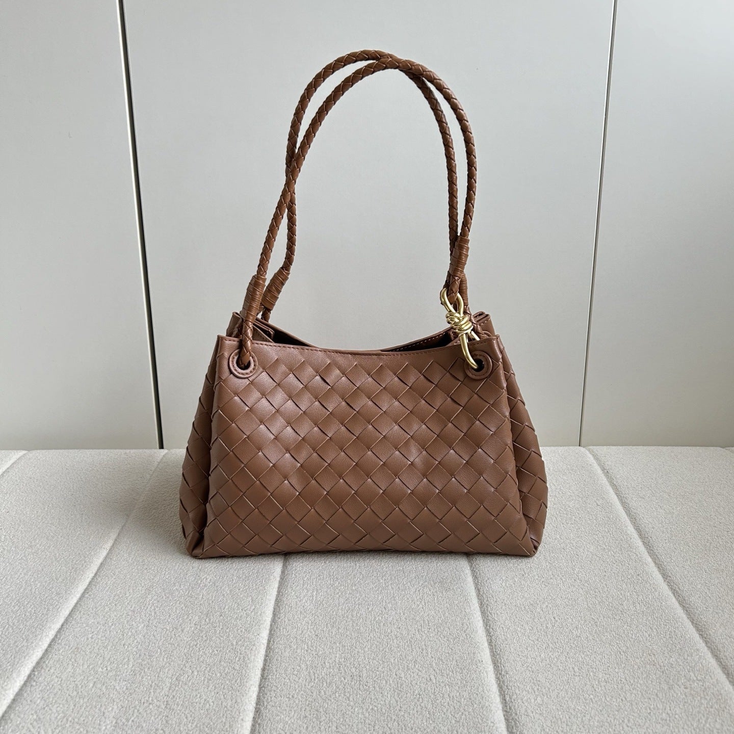 Elegant Women's Parachute Calfskin Woven Metal Shoulder Bags