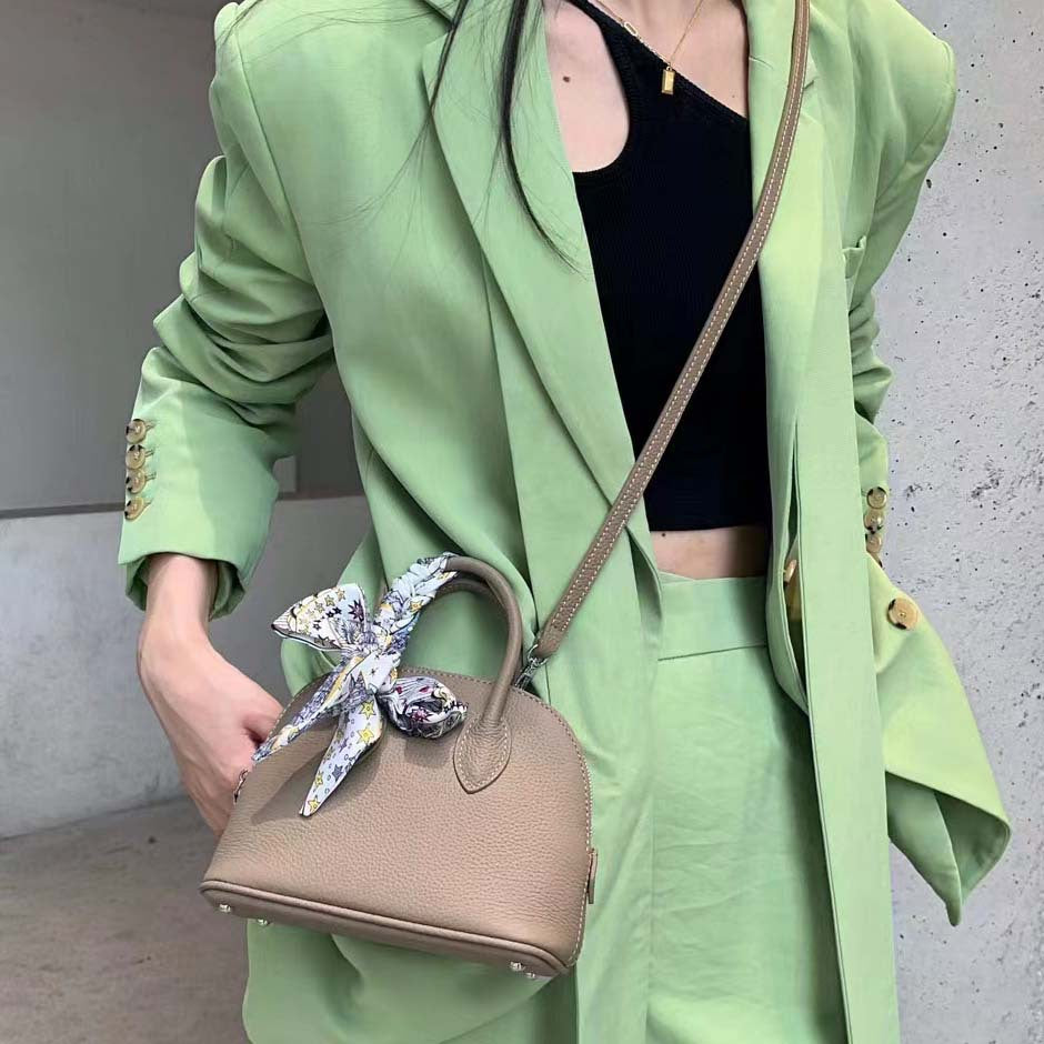 Women's Shell Fashion Simple Solid Color Leather Crossbody Bags