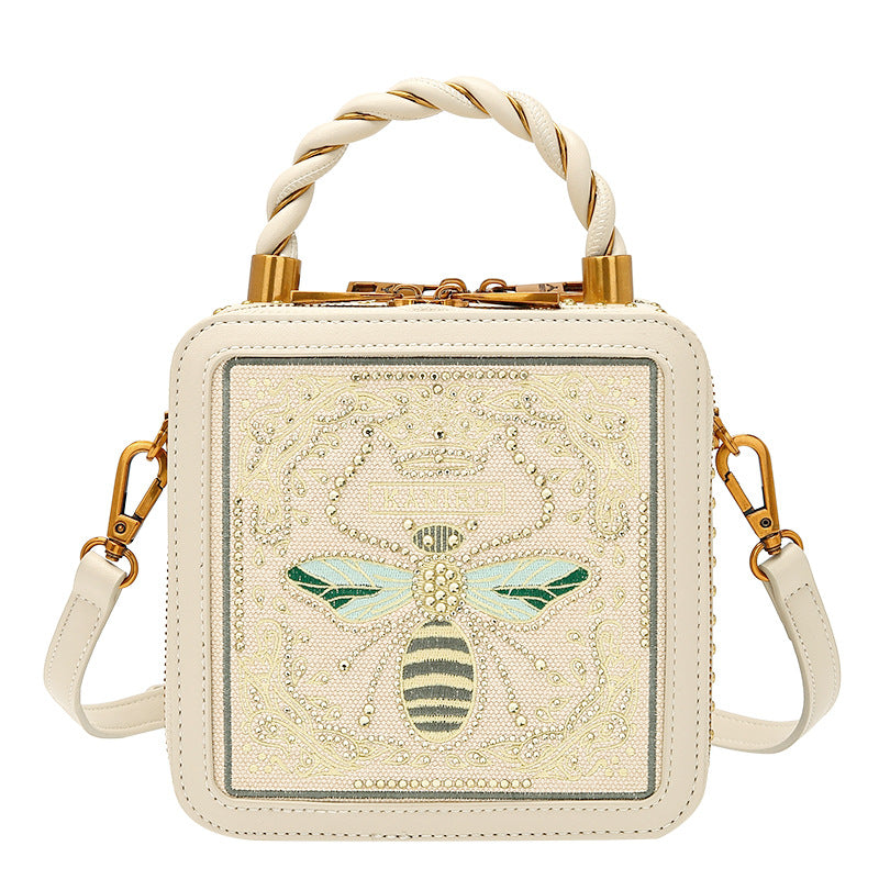 Women's Embroidered Lion Ridge Fashionable High-grade Portable Bags