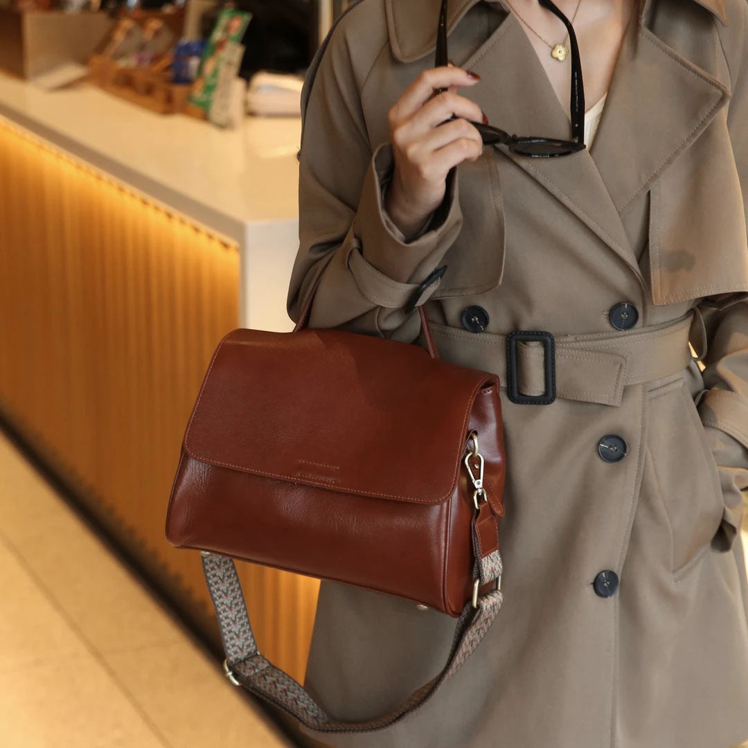 Women's Versatile Portable Retro Commuter Soft Shoulder Bags