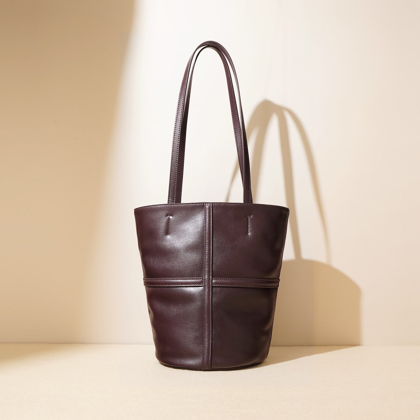 Women's Layer Cowhide Fashionable Stylish Good Texture Handbags