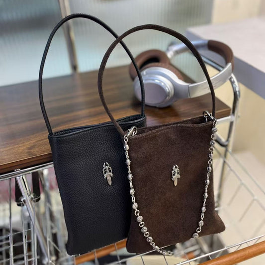 Beautiful Women's Solid Color Chain Mobile Handbags