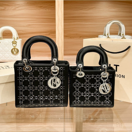 Women's Hot Rhinestone Diana Fashion Portable Handbags