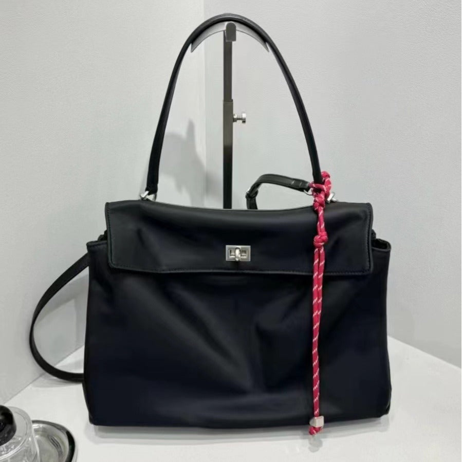 Women's Summer Nylon Cowhide High-grade Underarm Commuter Shoulder Bags