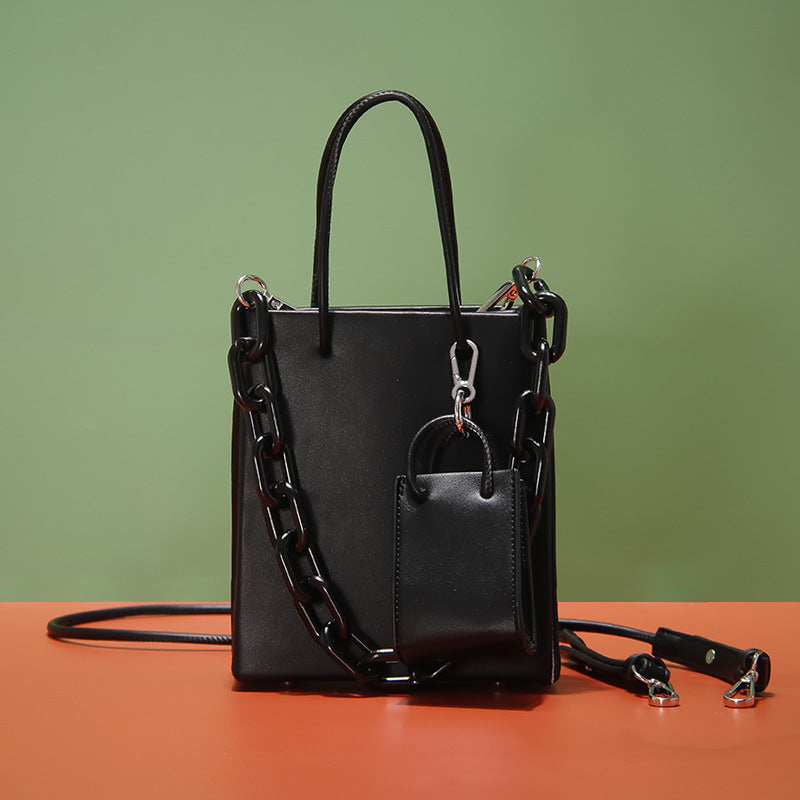 Women's Comfortable Pitaya Design Chain High-grade Crossbody Bags