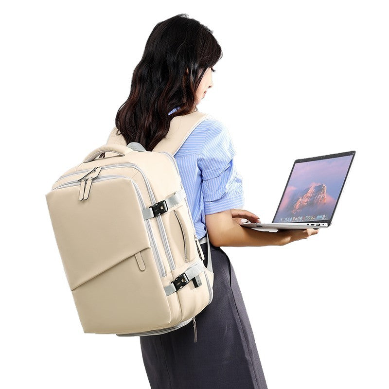 Women's & Men's & Large Capacity Lightweight Charging Distance Backpacks