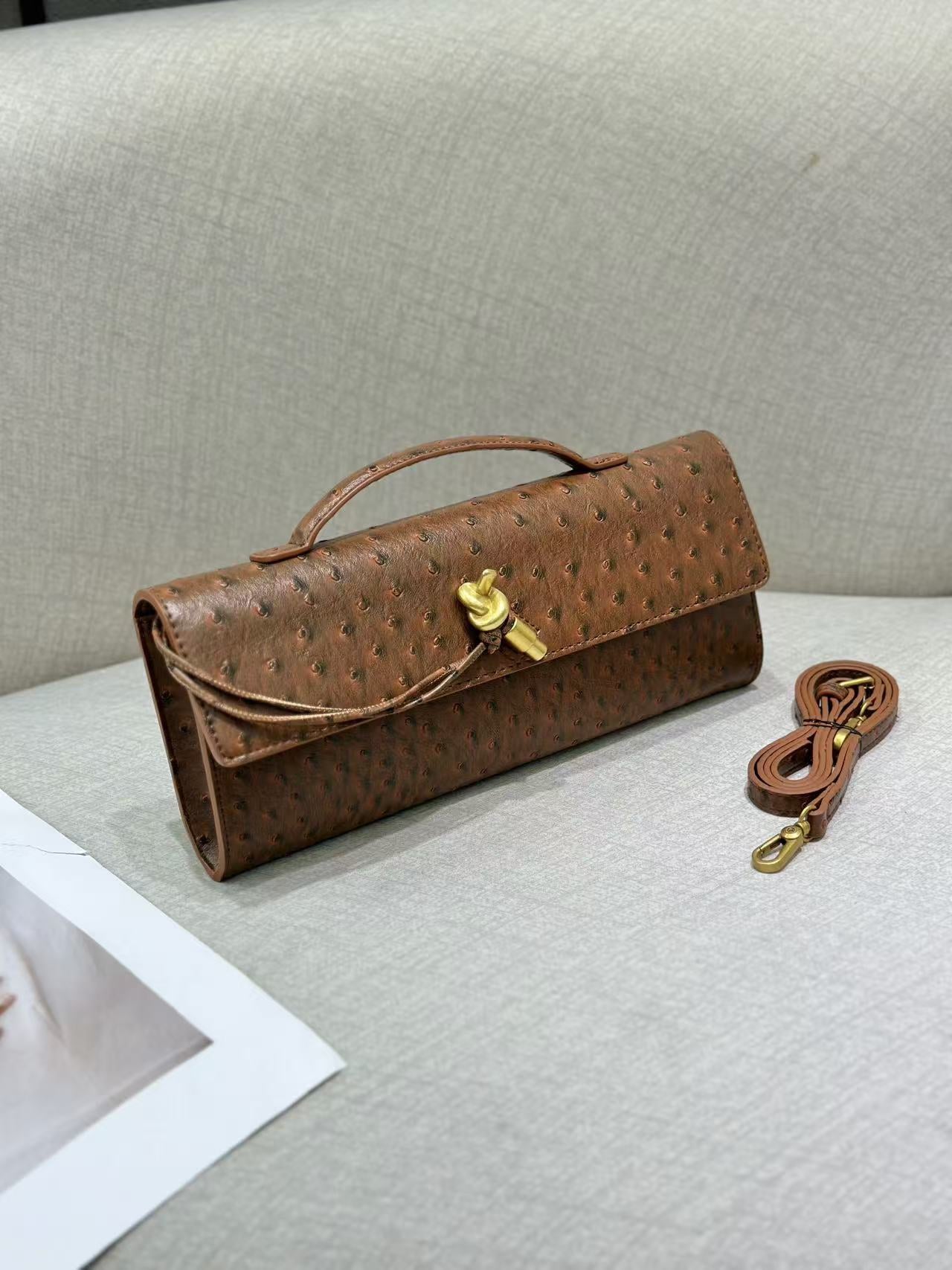 Ostrich Grain Dinner Baguette Exquisite Versatile Crossbody Bags