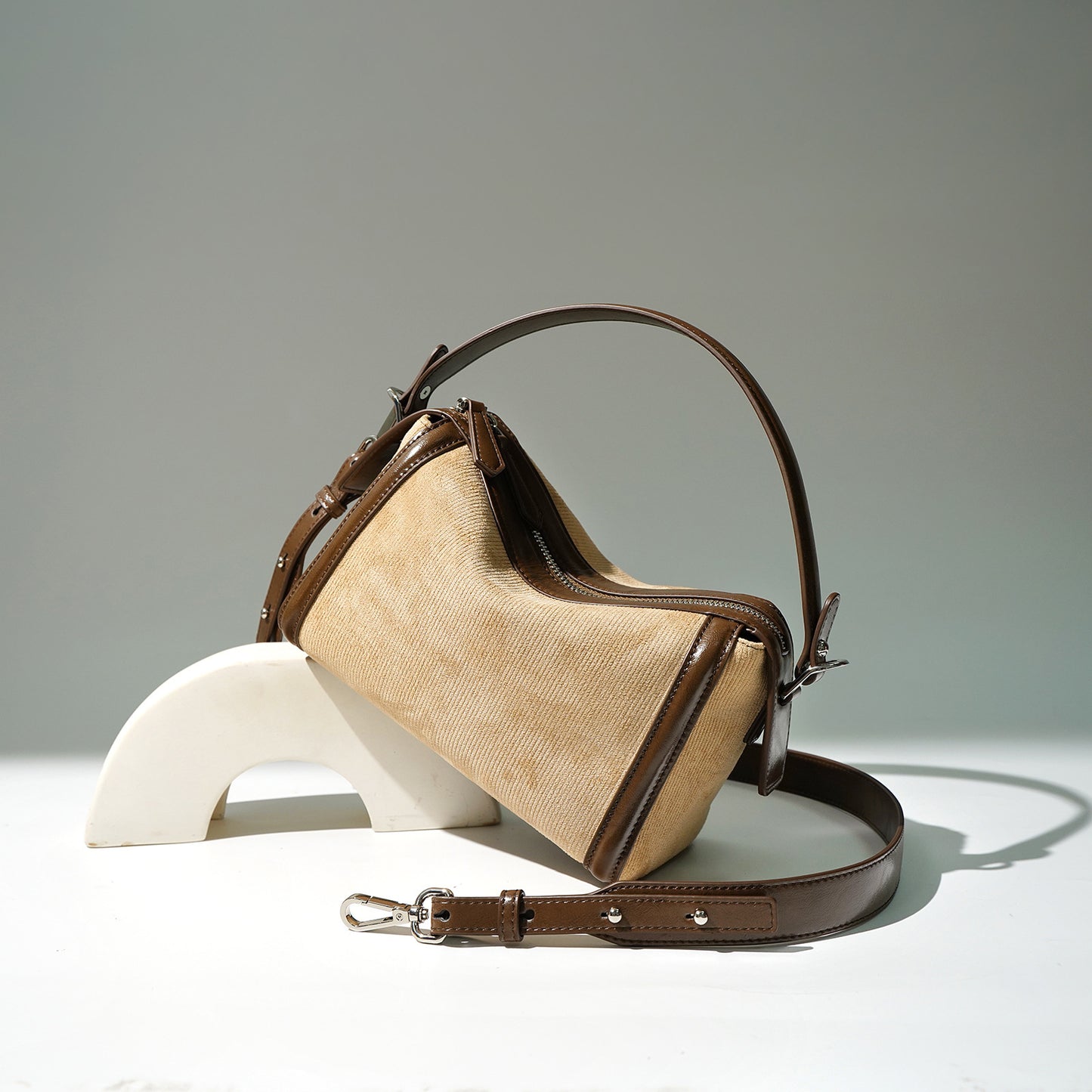 Classy Design Cowhide Boston Simple Textured Handbags
