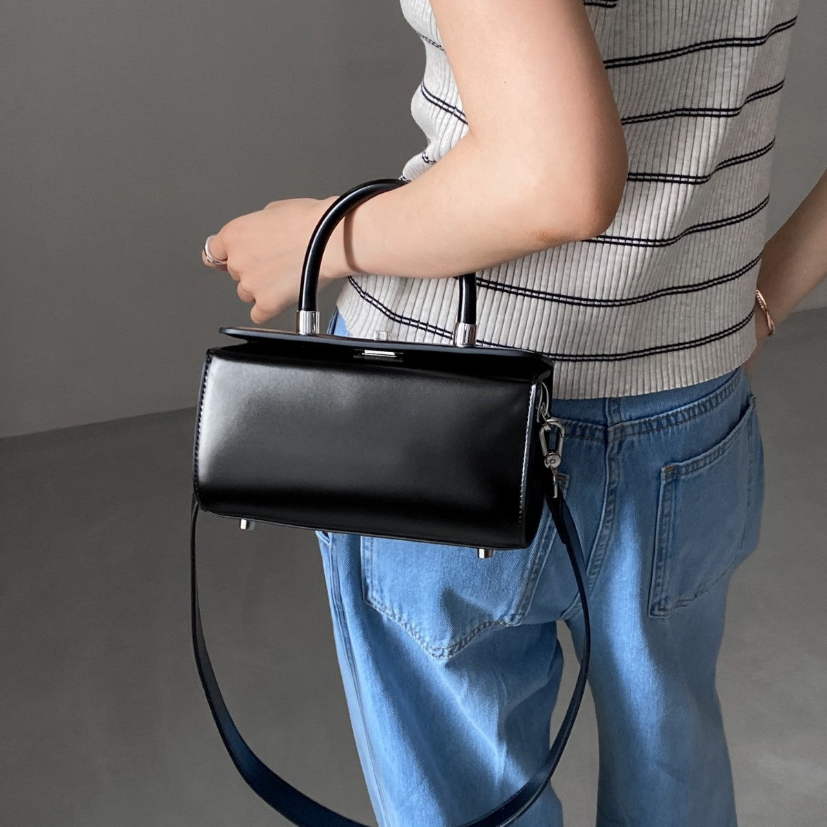 Women's Design Box Fashion Wide Strap Handbags