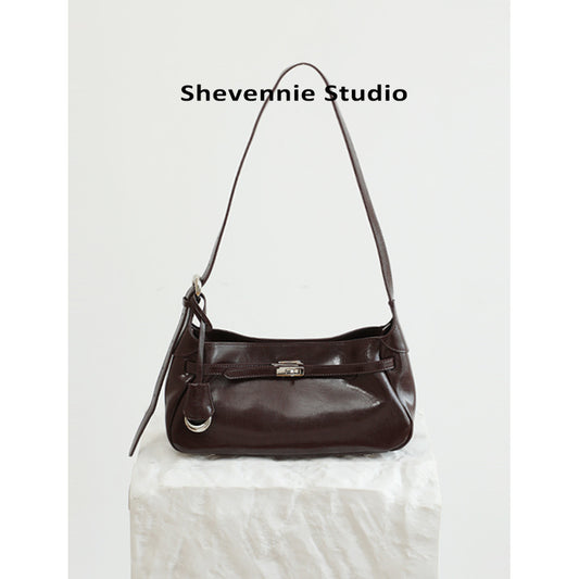 Autumn Niche Oil Cowhide Underarm Commuter Bags