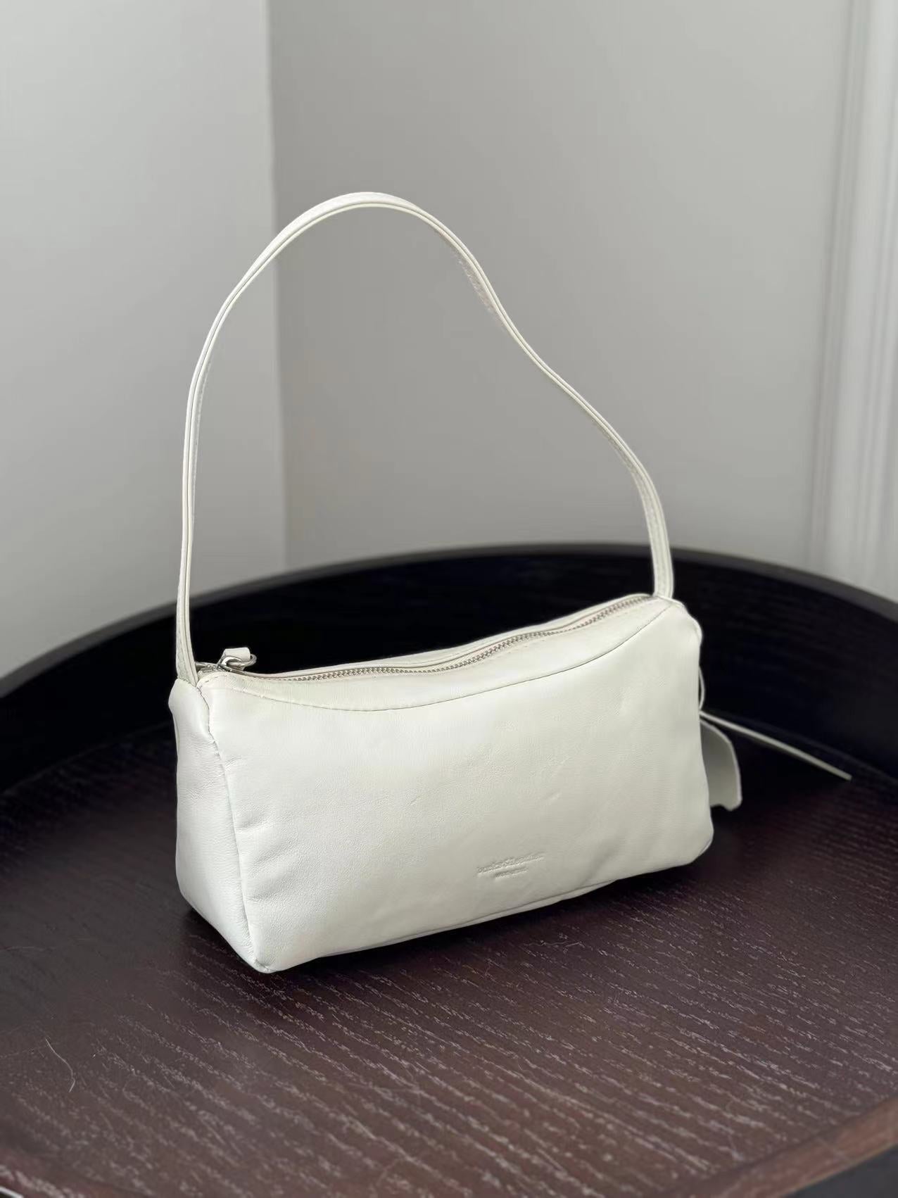 Unique Design Sier Leather Sheepskin Underarm Armpit Bags