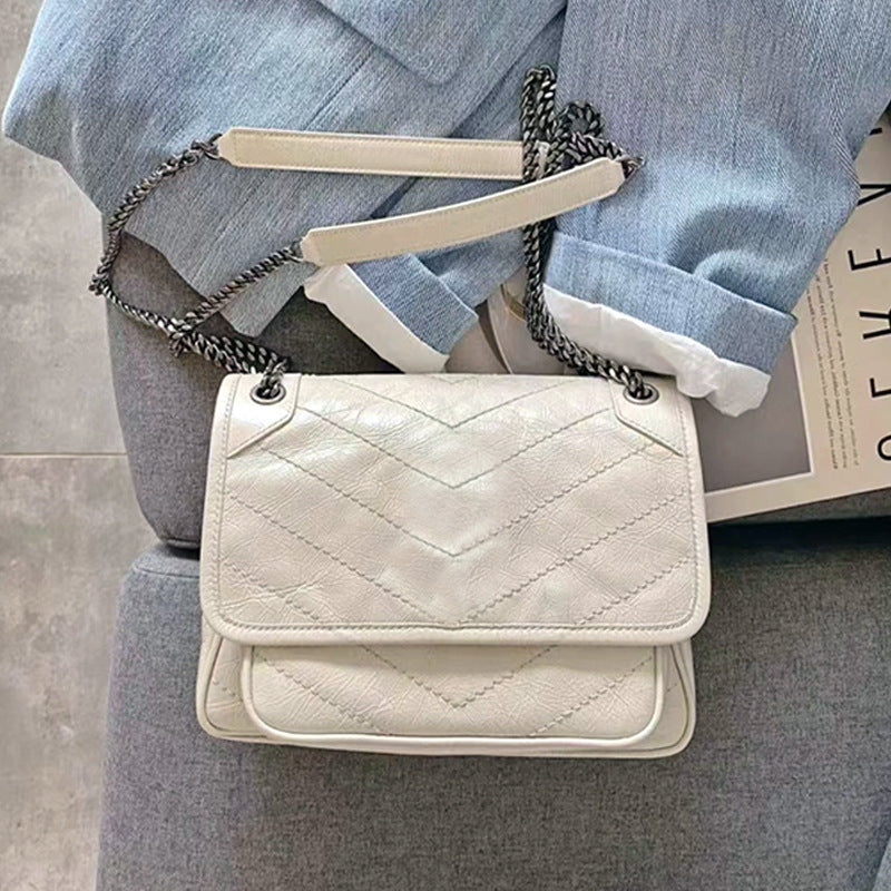 Women's Fashion Leather Chain Oil Wax Portable Handbags