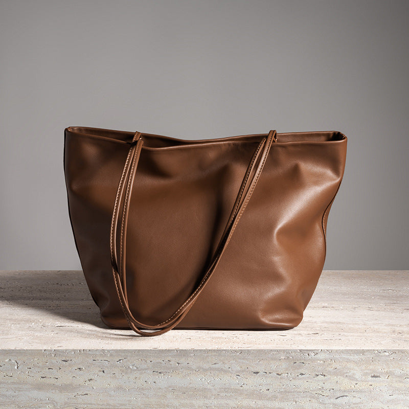 Women's Simple Style Leather Soft Glutinous Shoulder Bags