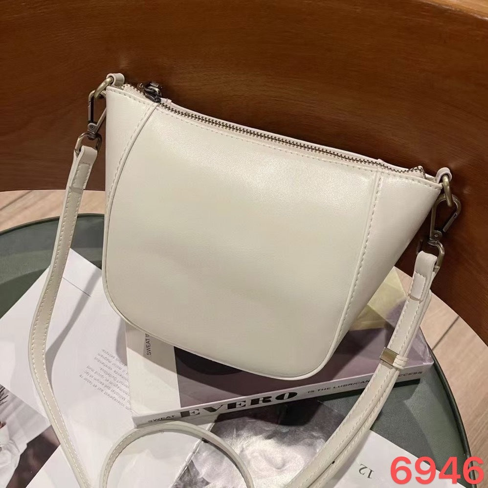 Women's Russian First Layer Cowhide High-grade Dumpling Shoulder Bags
