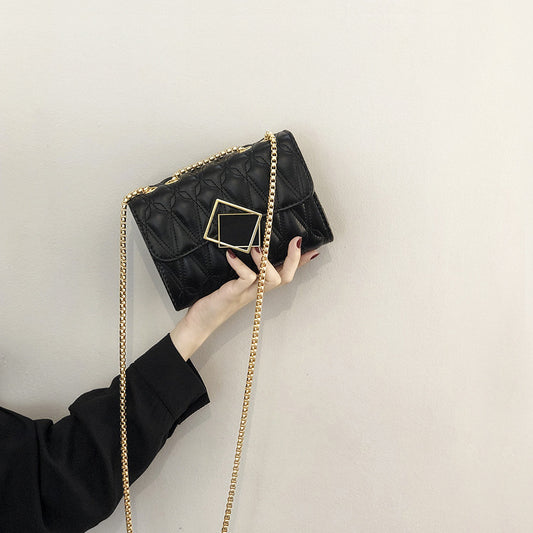 Women's High-grade Western Style Fashion Popular Chain Handbags