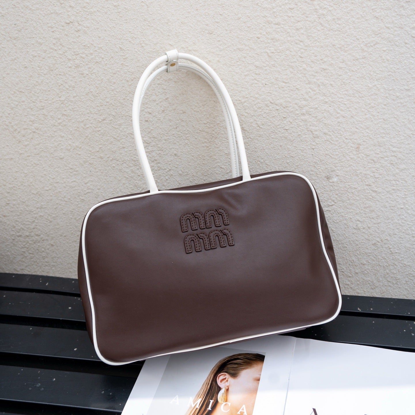 Unique Design Large Capacity Retro Elegant Bags