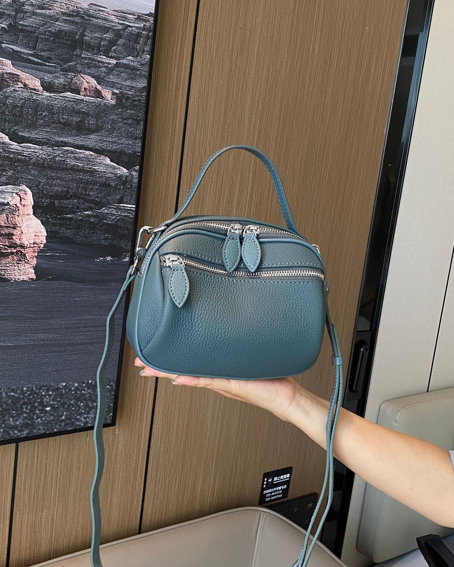 Women's Korean Style Commute Trendy Portable Cell Handbags