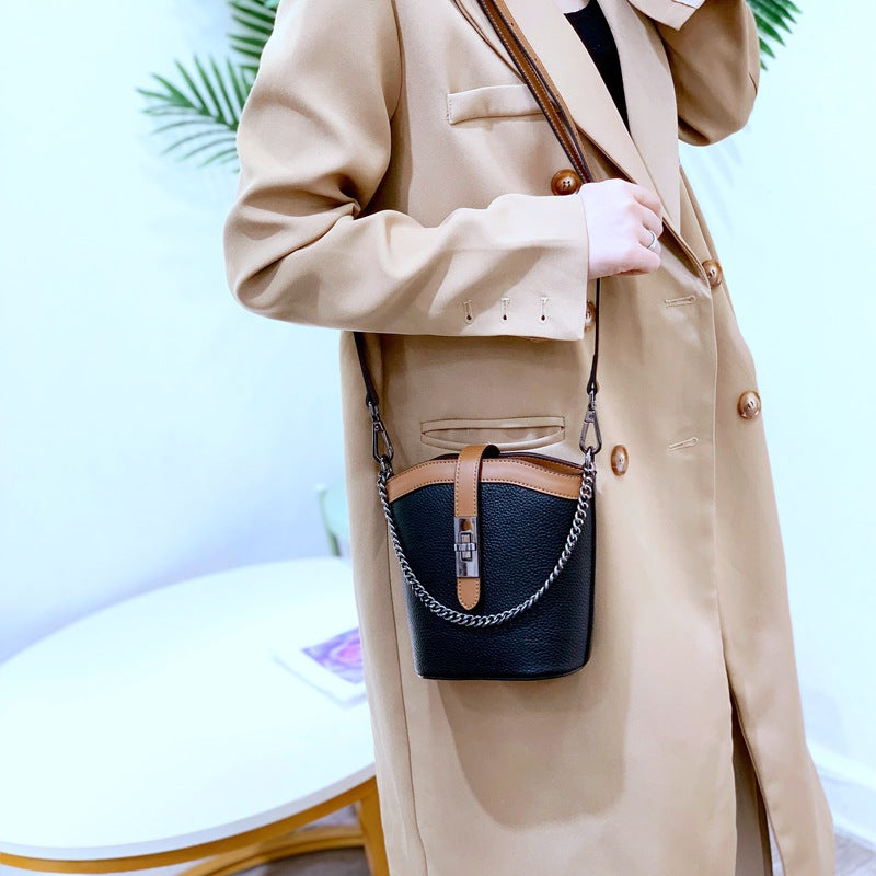 Women's Genuine Leather Trendy Contrast Color Chain Crossbody Bags