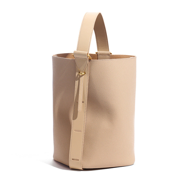 Idle High-grade Large Capacity Genuine Leather Shoulder Bags