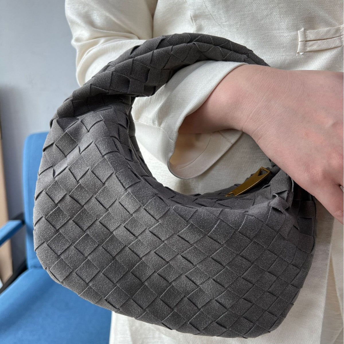Women's Size Frosted Woven Croissant Price Shoulder Bags
