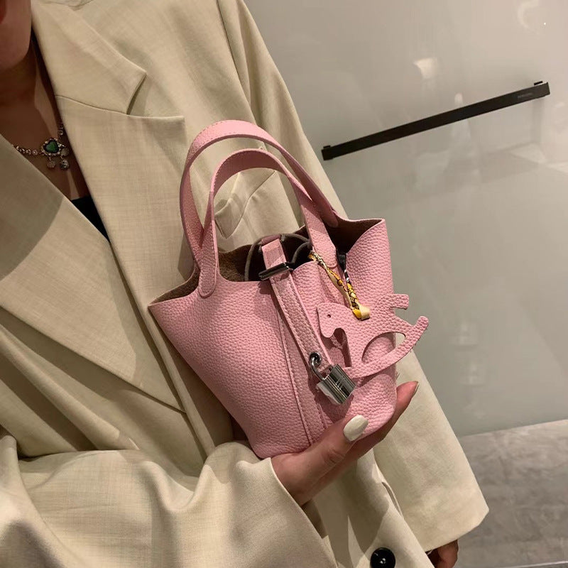 Women's Genuine Leather Vegetable Basket High-grade Design Handbags