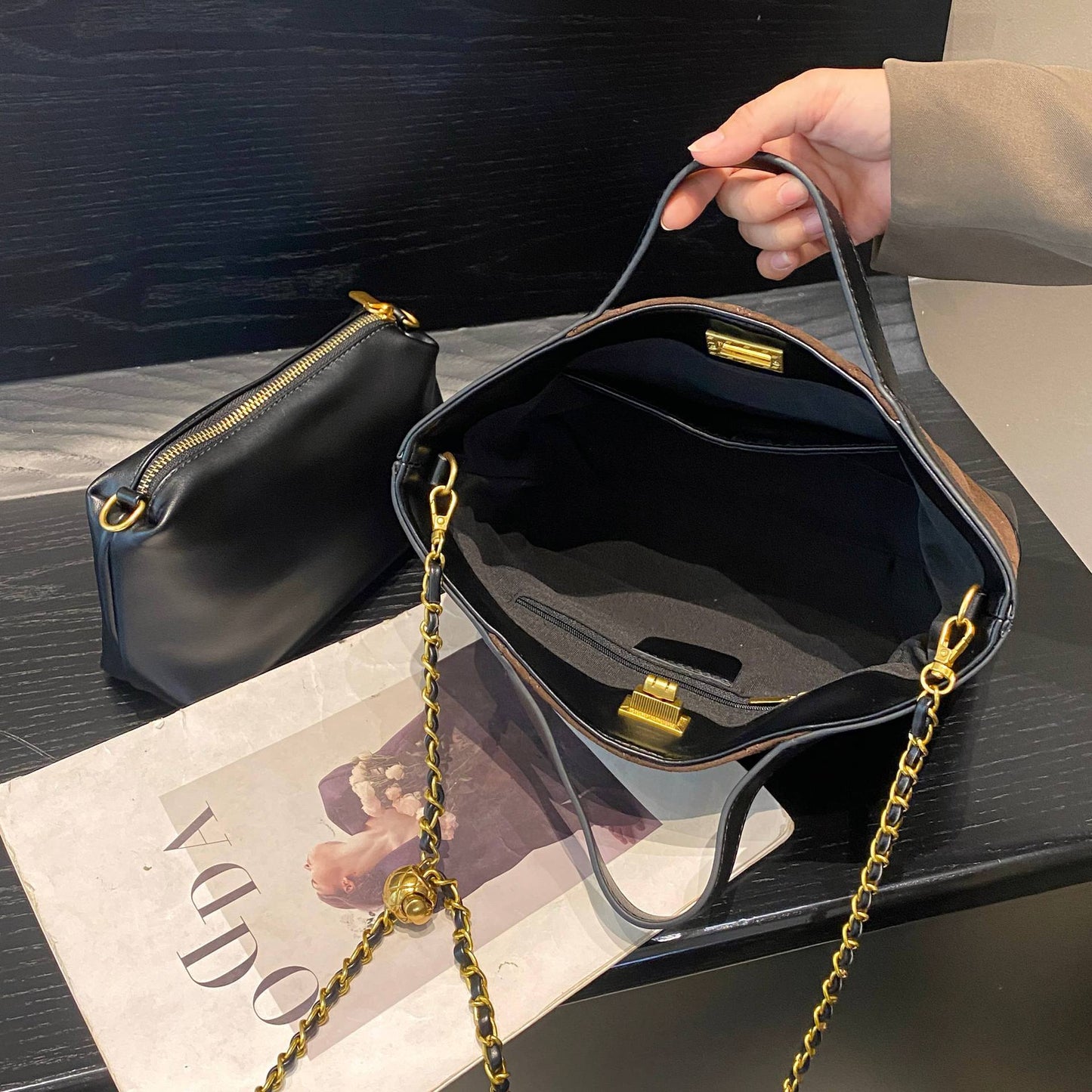 Beautiful Women's Fashion Simple Portable Chain Shoulder Bags