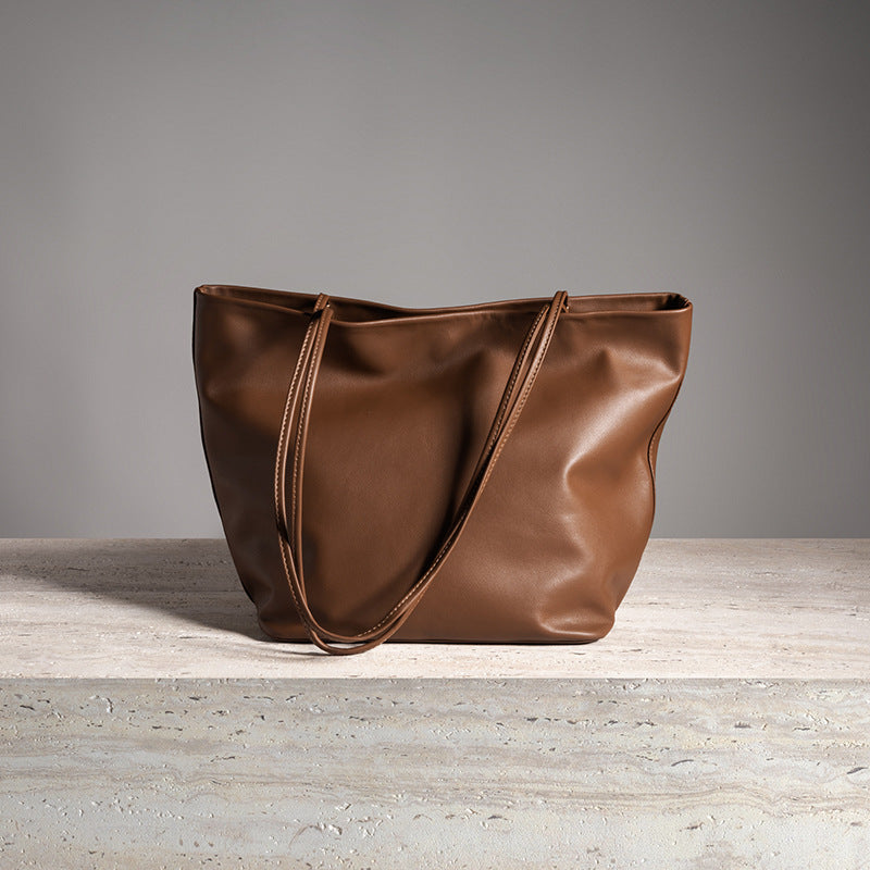 Women's Simple Style Leather Soft Glutinous Shoulder Bags