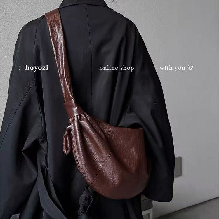 Women's Dumpling Texture Western Style Wide Strap Shoulder Bags