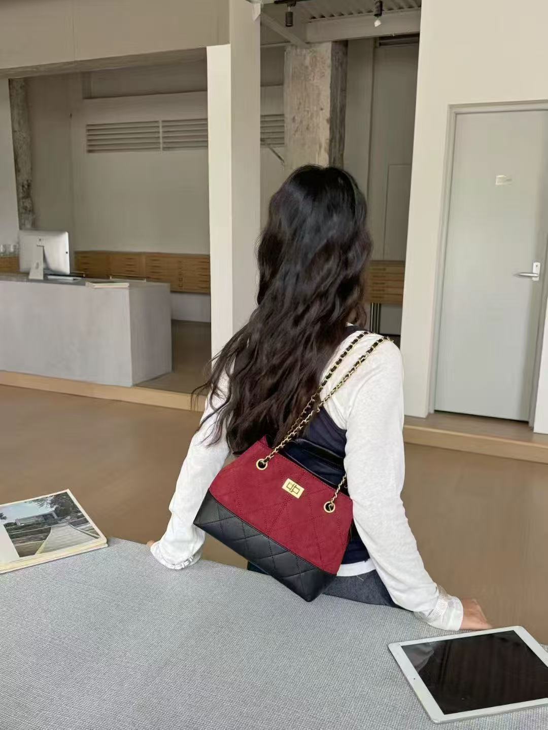 Popular Diamond Style Autumn Minority Fashion Tote Bags