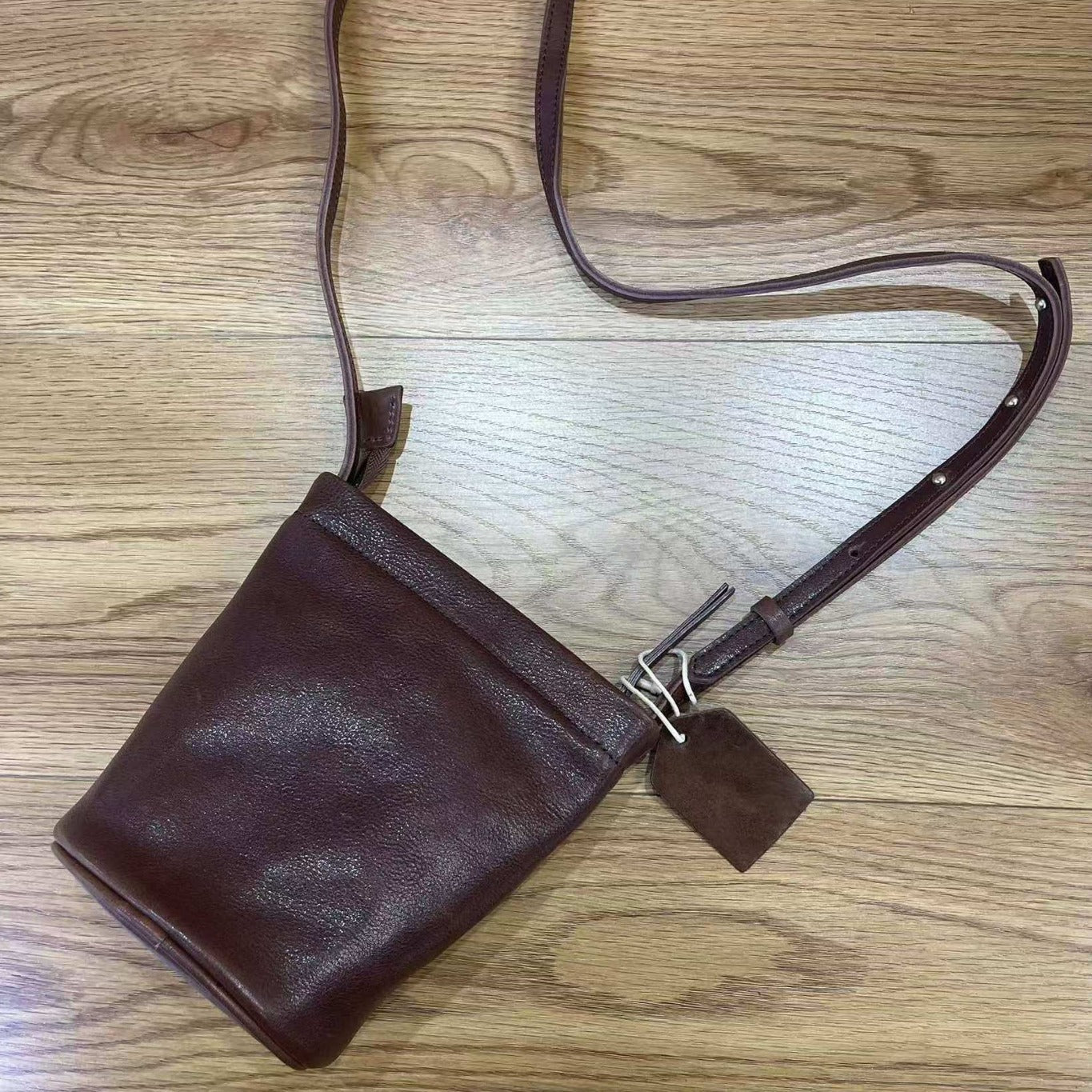 Mobile Retro Simple First Layer Cowhide Crossbody Bags