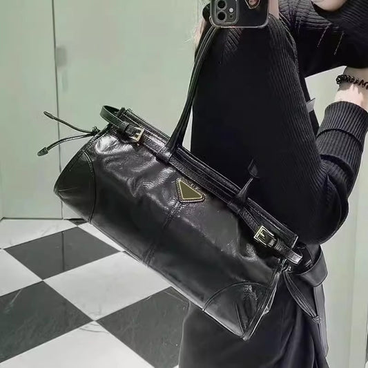 Unique Innovative Underarm Long Oil Wax Shoulder Bags