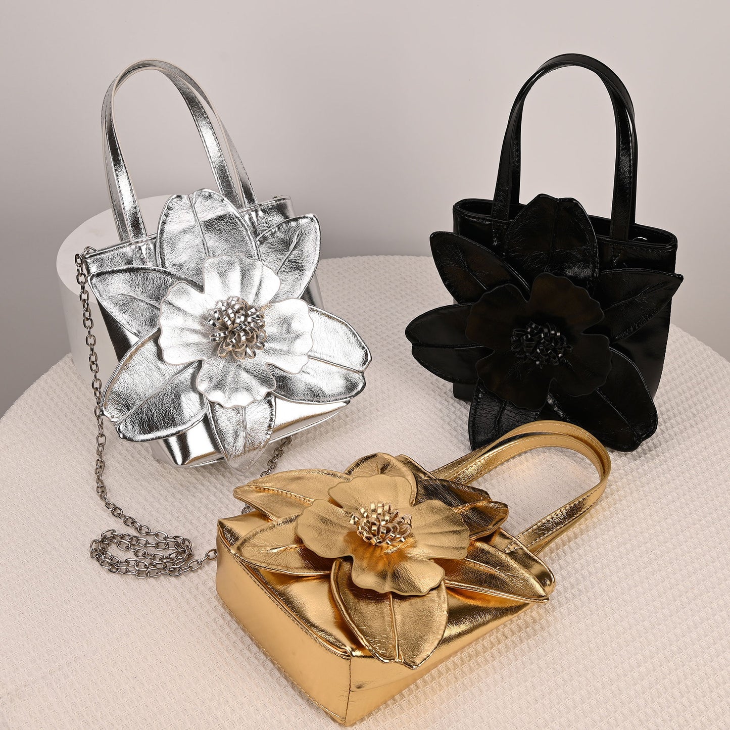 Women's Flower Decorative High-grade Petal Hand Handbags