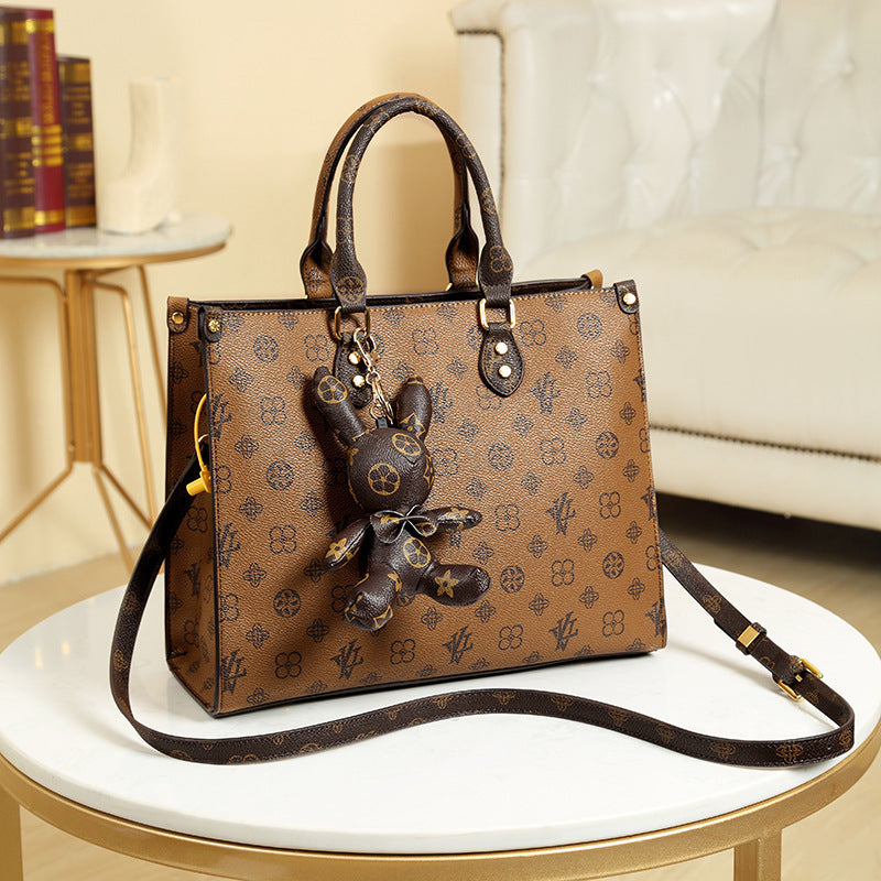 Big Fashionable Rabbit Pendant Large Capacity Handbags