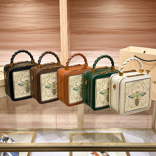 Women's Embroidered Lion Ridge Fashionable High-grade Portable Bags