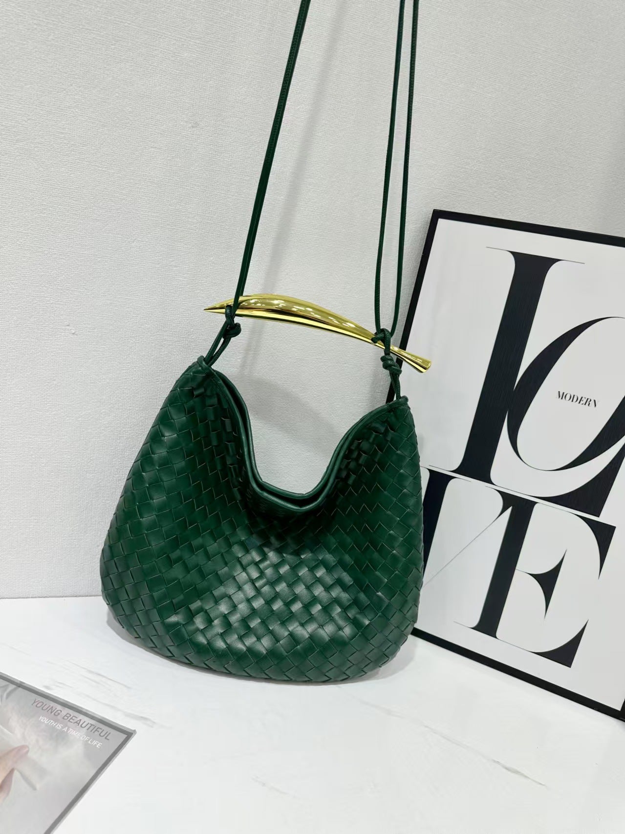 Slouchy Stylish Woven Vintage Metal Elegant Handbags