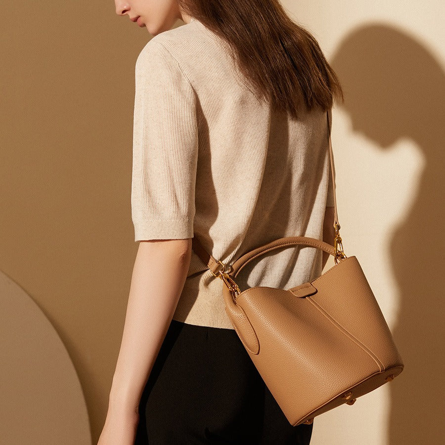Women's Leather Vegetable Basket Top Layer Commuter High-grade Crossbody Bags