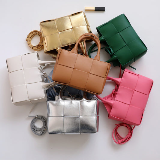 Women's Niche Large Capacity Authentic Leather Weave Simple Handbags