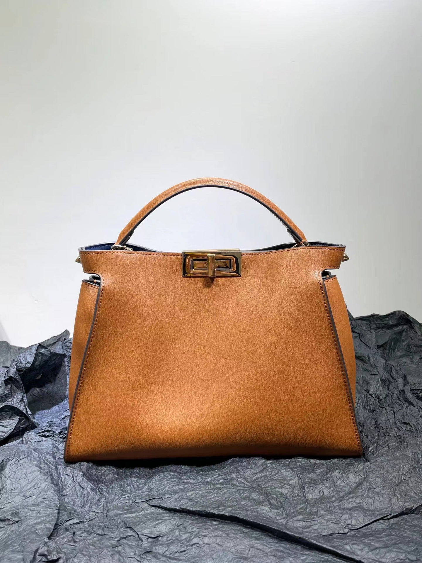 Women's Genuine Leather With Cat Design Catch Crossbody Bags