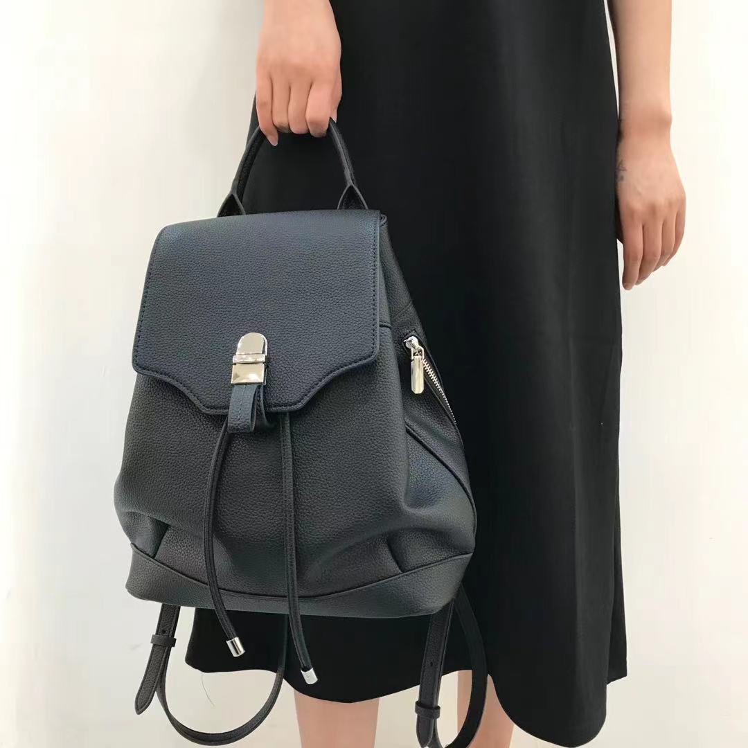 High-grade Large Capacity Portable Soft Leather Bags