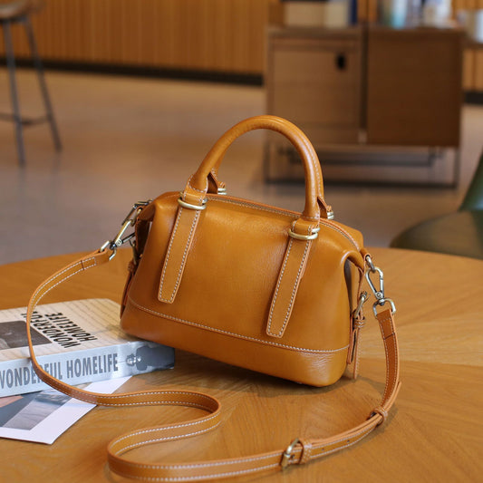 Women's First Layer Vegetable Tanning Leather Soft Boston Simple Handbags