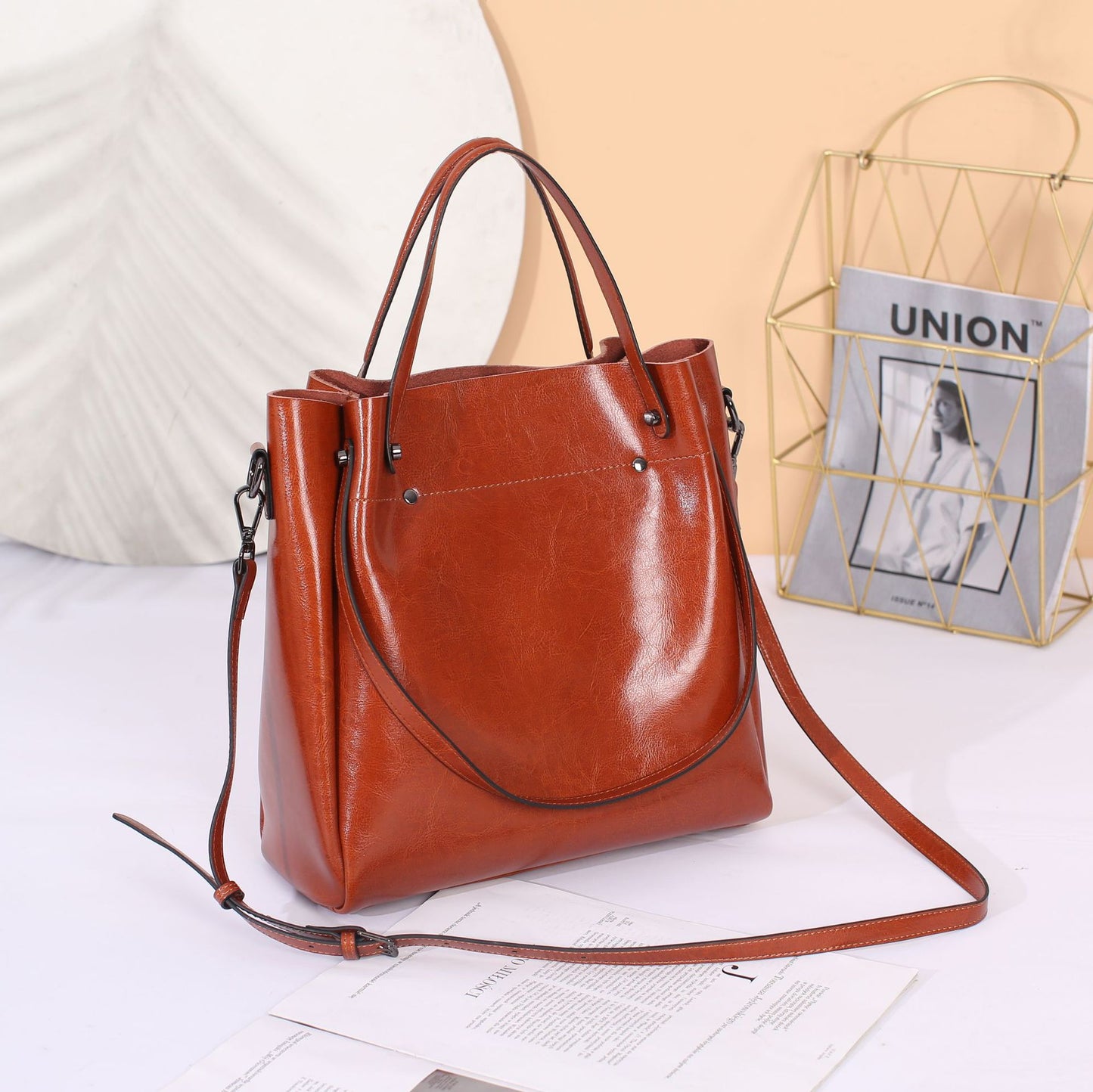 Women's Leather Fashion Large Capacity Portable Design Shoulder Bags