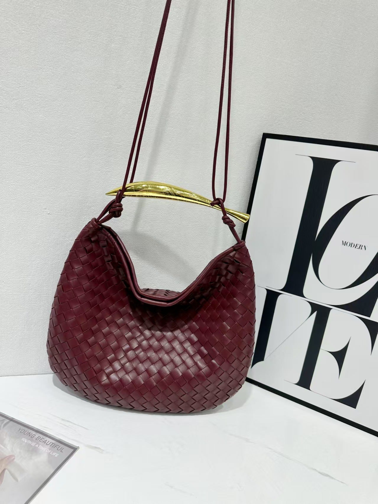 Slouchy Stylish Woven Vintage Metal Elegant Handbags