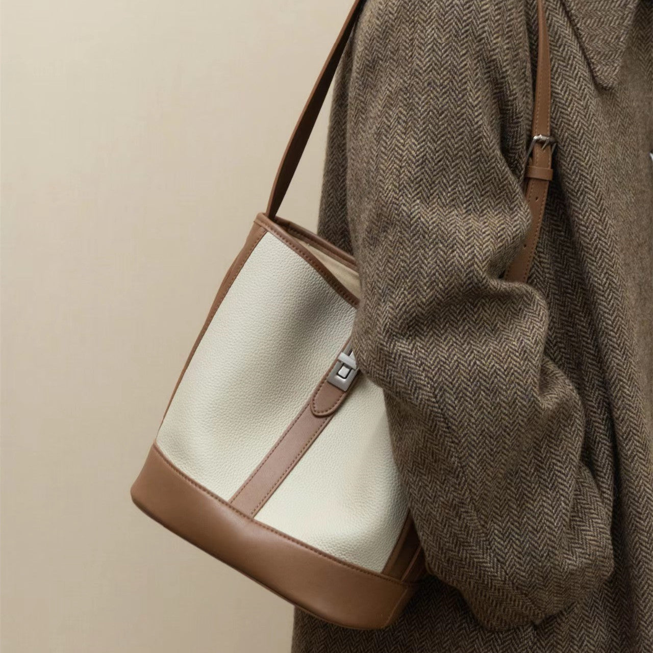First Layer Cowhide Underarm Tide Retro Easy Matching Shoulder Bags