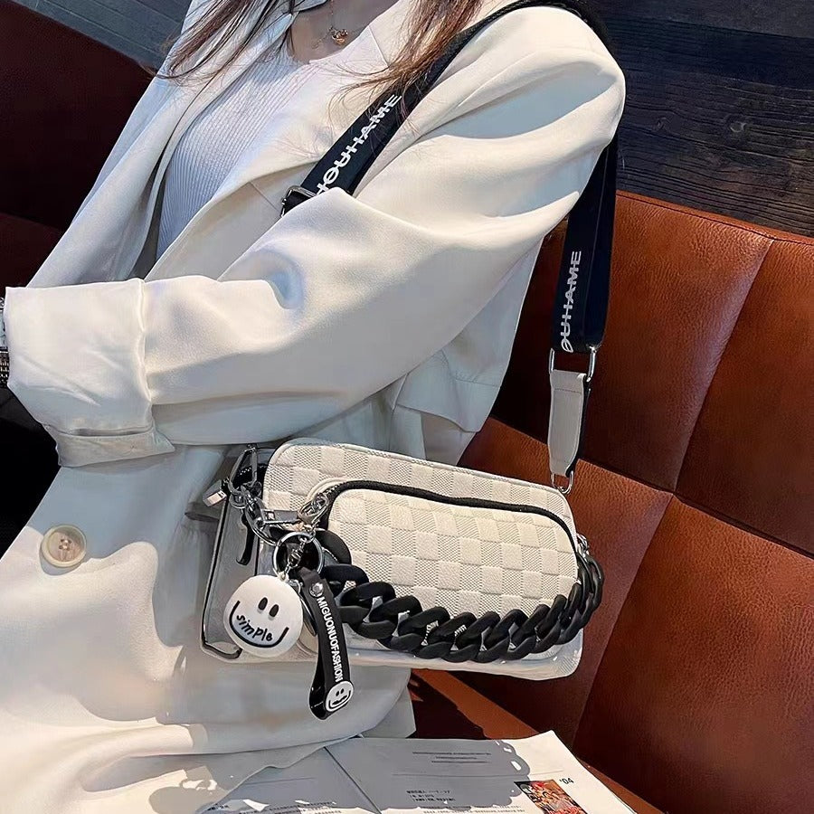 Women's Cowhide Diamond Fashion Chain High-grade Bags