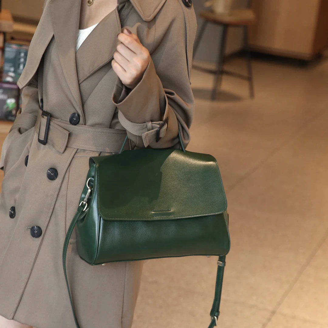 Women's Versatile Portable Retro Commuter Soft Shoulder Bags