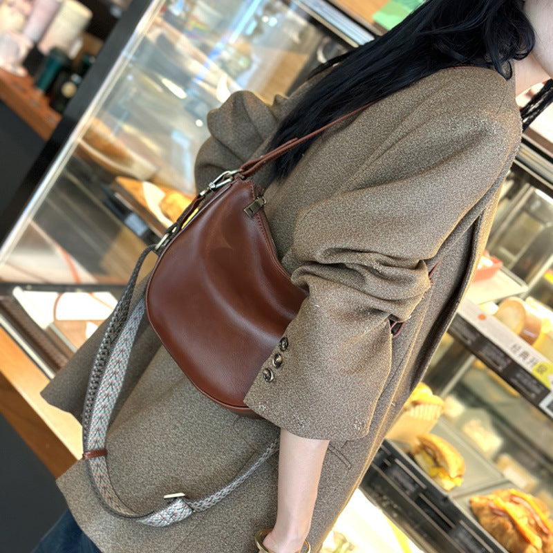 Women's Selenodont High-grade Underarm Baguette Popular Today Bags